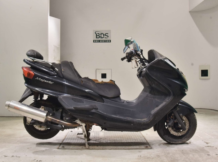 Мотоцикл Yamaha MAJESTY 250C