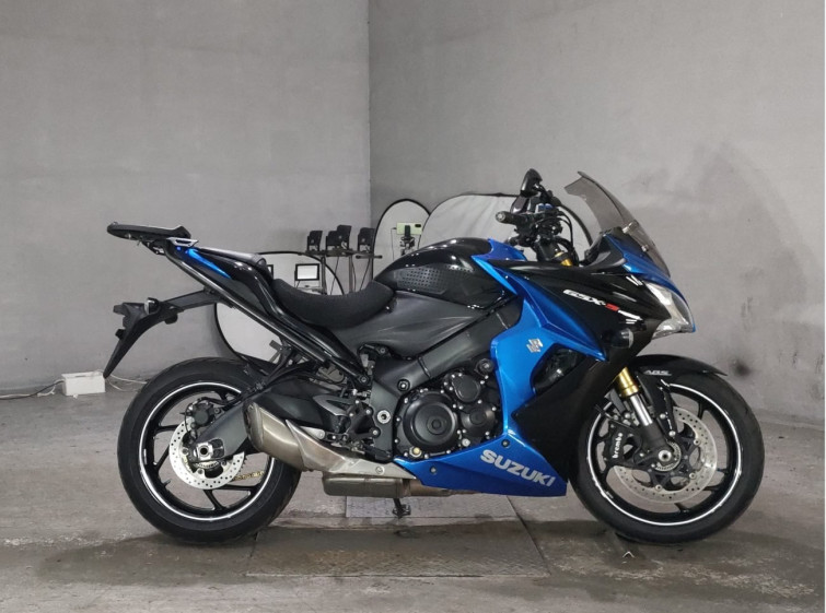 Мотоцикл Suzuki GSX-S1000F з пробігом 54288 km