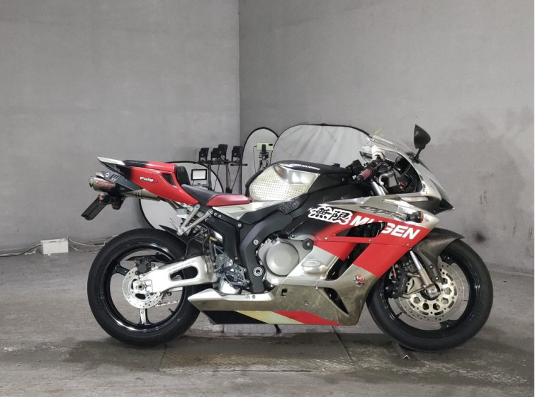 Мотоцикл Honda CBR1000RR з пробігом 55597 km