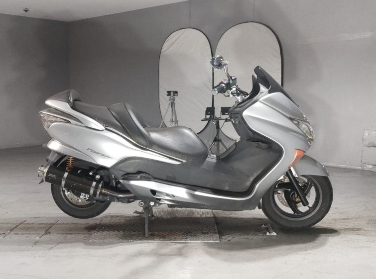 Мотоцикл Honda FORZA Z