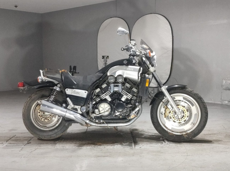 Мотоцикл Yamaha V-MAX1200 з пробігом 16455 m