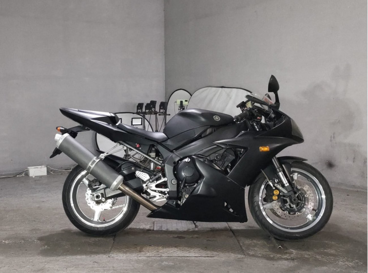 Мотоцикл Yamaha YZF-R1 з пробігом 33127 km