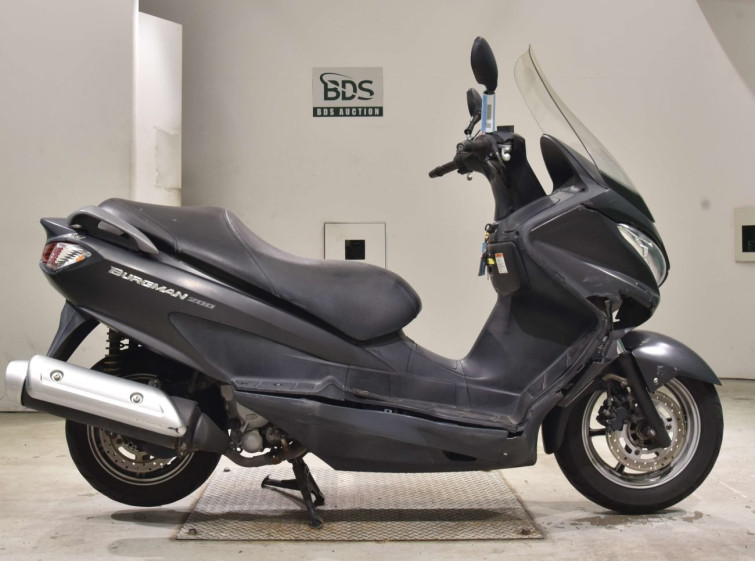Мотоцикл Suzuki BURGMAN200 з пробігом 76244 km