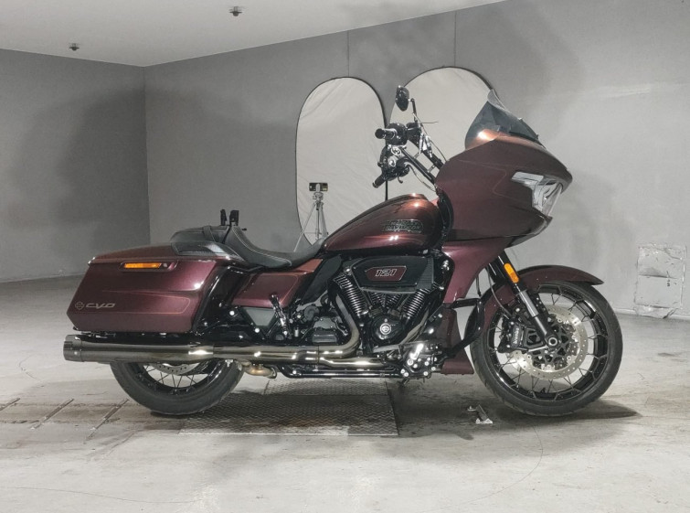 Мотоцикл HD FLTRXSE1980CVO с пробегом 3678 km