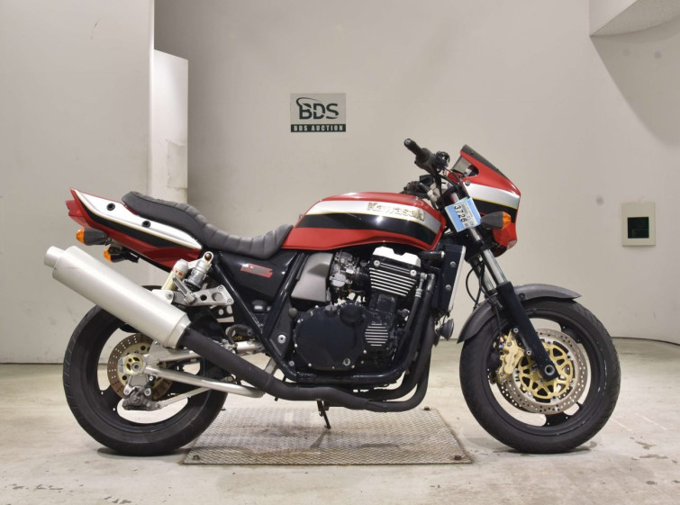 Мотоцикл Kawasaki ZRX1100 з пробігом 9409 km