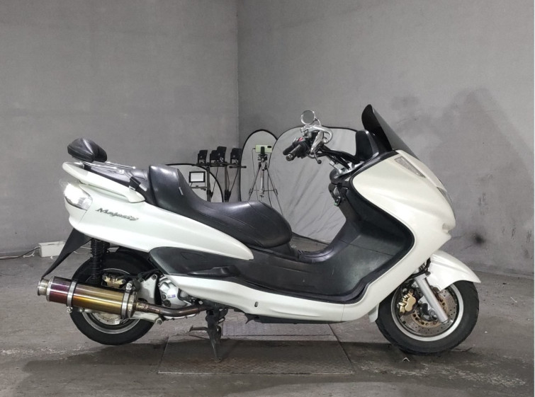 Мотоцикл Yamaha MAJESTY 250 с пробегом 15130 km