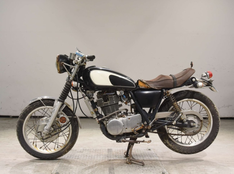 Мотоцикл Yamaha SR400-2 з пробігом 28367 km