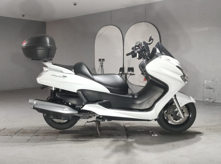 Мотоцикл Yamaha GRAND MAJESTY 400 з пробігом 6071 km