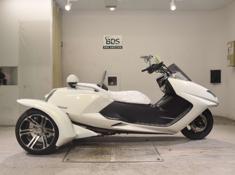 Мотоцикл Yamaha MAXAM250 TRIKE с пробегом 17155 km