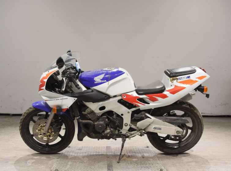 Мотоцикл Honda CBR250RR з пробігом 15416 km