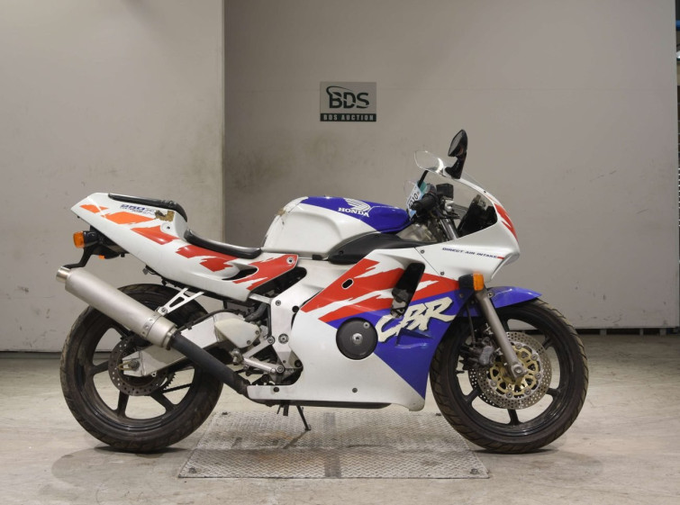 Мотоцикл Honda CBR250RR з пробігом 15416 km
