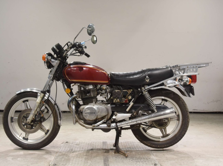 Мотоцикл Honda CB400 с пробегом 11840 m