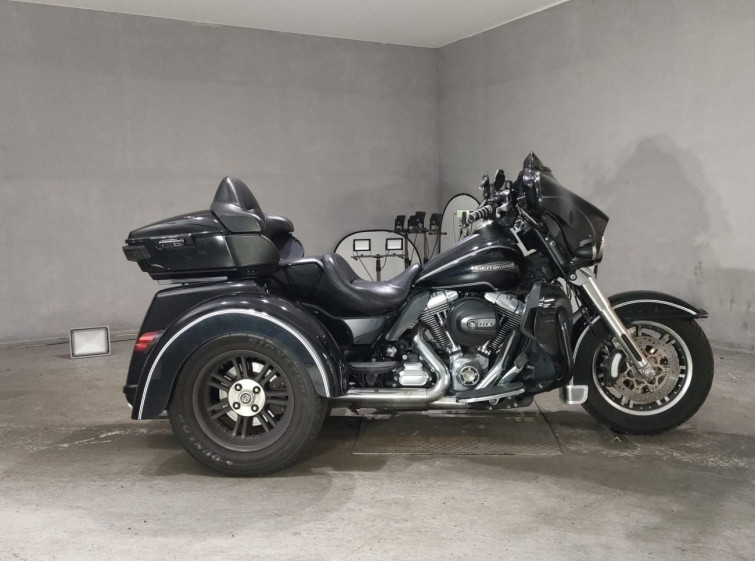 Мотоцикл HD TRI GLIDE ULTRA CLASSIC FLHTCUTG1690 з пробігом 14334 km