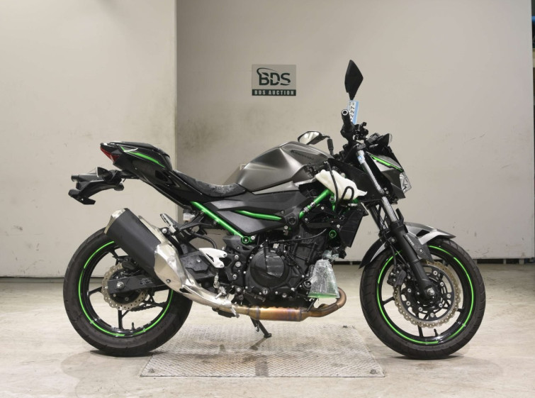 Мотоцикл Kawasaki Z250 с пробегом 5077 km