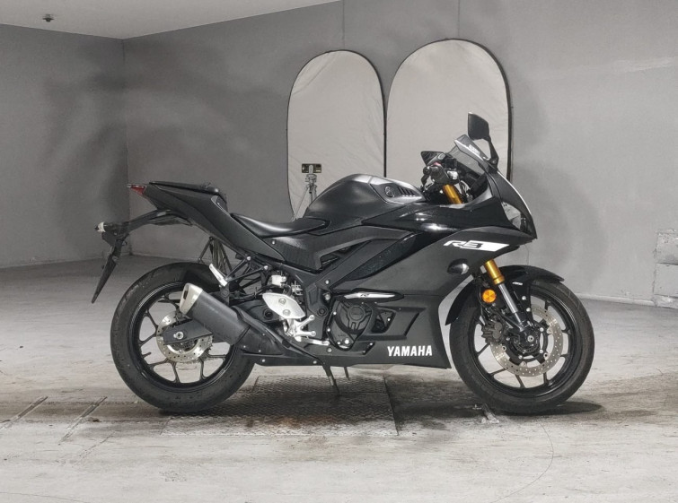 Мотоцикл Yamaha YZF-R3 с пробегом 16599 km