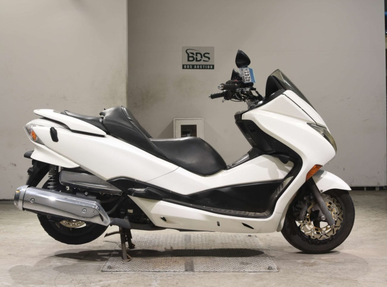 Мотоцикл Honda FORZA Z