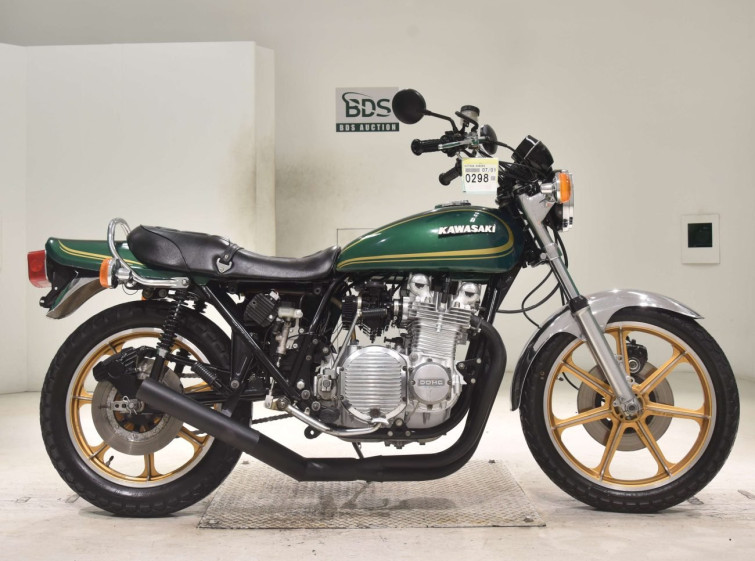 Мотоцикл Kawasaki Z1000 с пробегом 24642 m