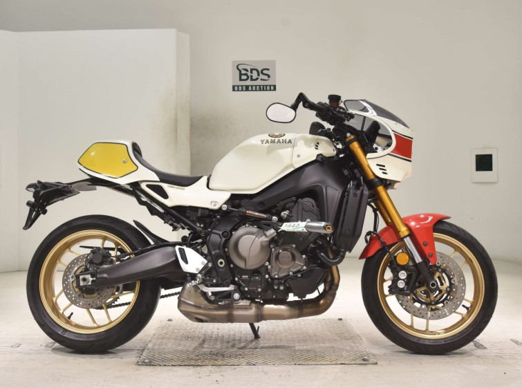 Мотоцикл Yamaha XSR900 с пробегом 3387 km