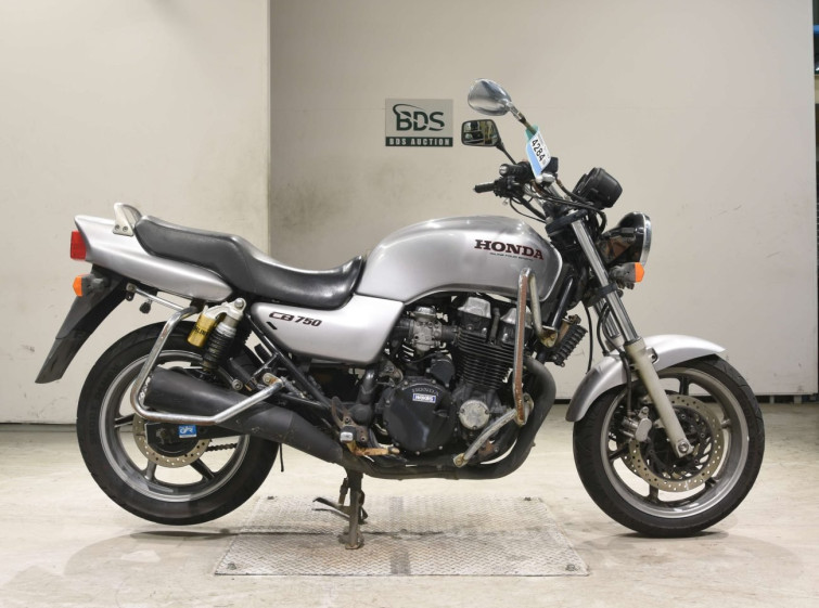 Мотоцикл Honda CB750SFK с пробегом 32746 km