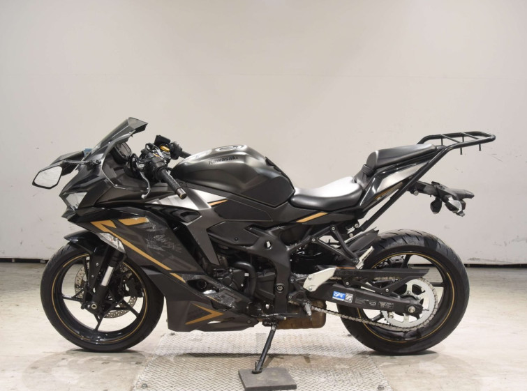 Мотоцикл Kawasaki NINJA ZX-25R с пробегом 53335 km