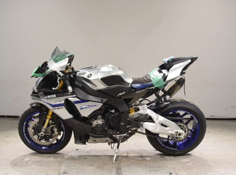 Мотоцикл Yamaha YZF-R1M с пробегом 45472 km