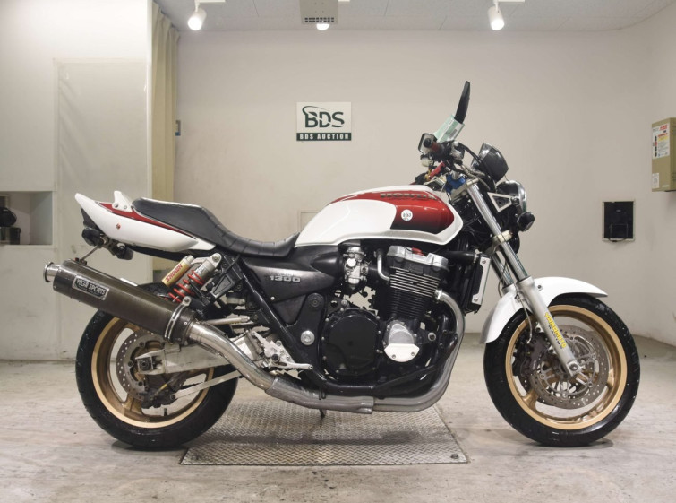 Мотоцикл Honda CB1300SF з пробігом 46423 km