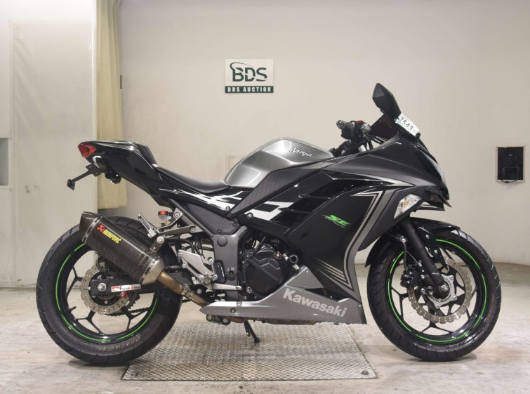 Мотоцикл Kawasaki NINJA250A с пробегом 6440 km