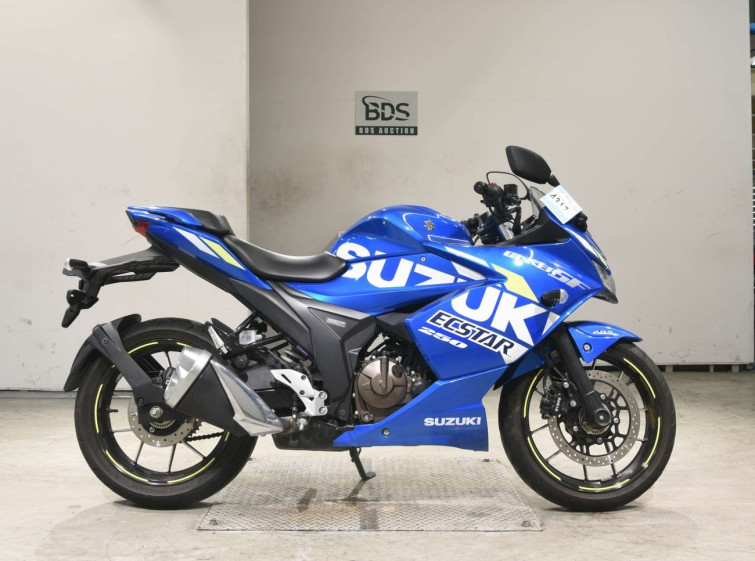 Мотоцикл Suzuki GIXXER250SF з пробігом 6219 km