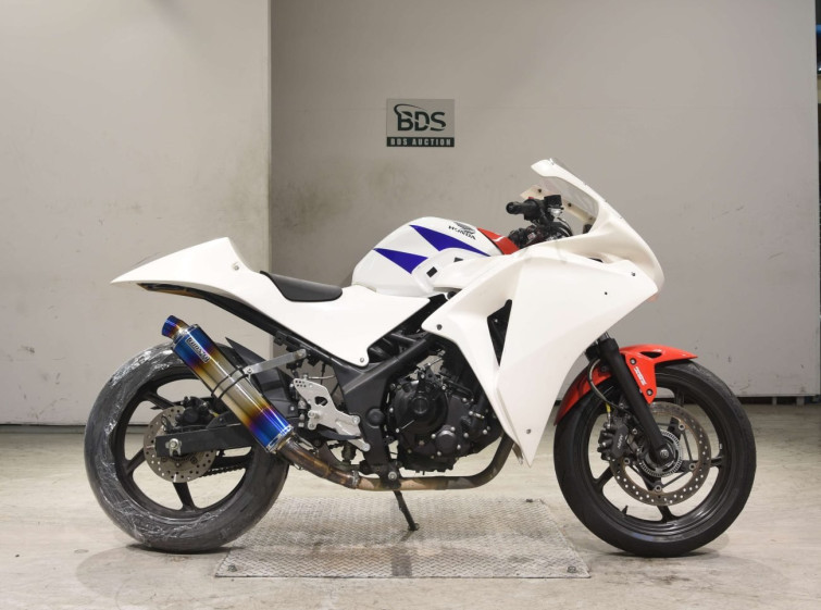 Мотоцикл Honda CBR250R з пробігом 22212 km