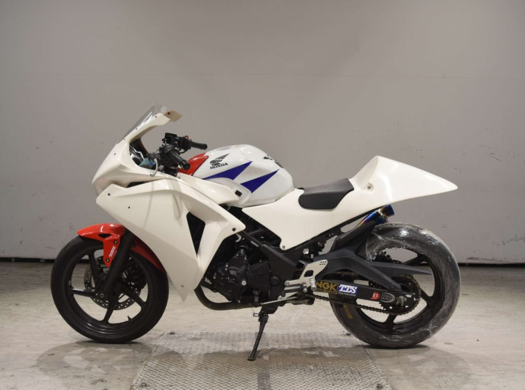 Мотоцикл Honda CBR250R з пробігом 22212 km
