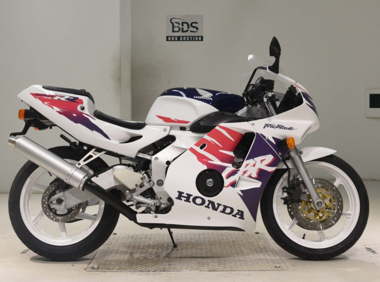 Мотоцикл Honda CBR250RR з пробігом 27264 km