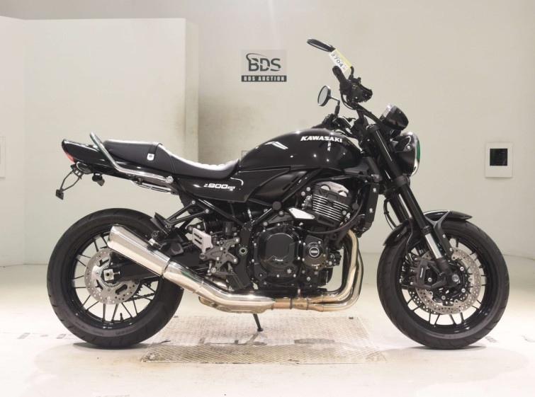 Мотоцикл Kawasaki Z900RS з пробігом 2710 km