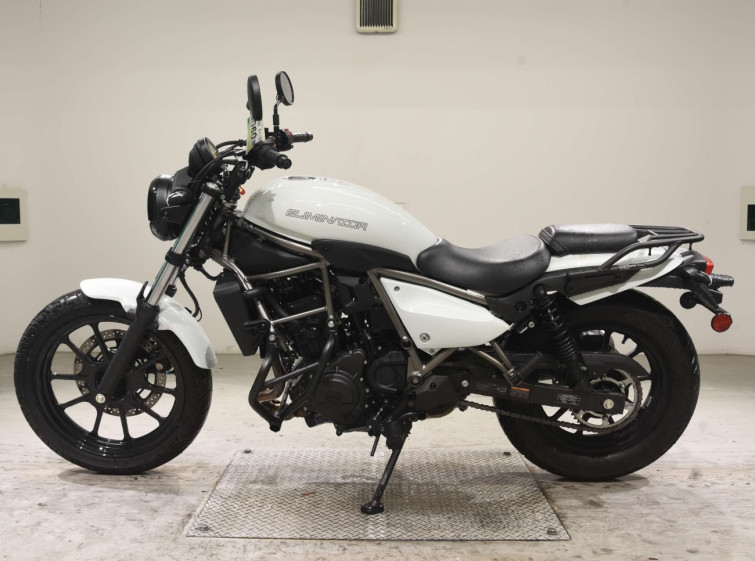 Мотоцикл Kawasaki ELIMINATOR400-3 с пробегом 4703 km