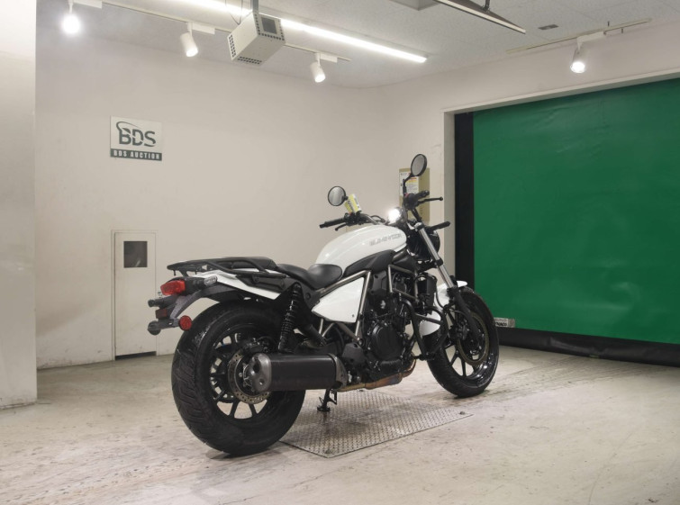 Мотоцикл Kawasaki ELIMINATOR400-3 с пробегом 4703 km