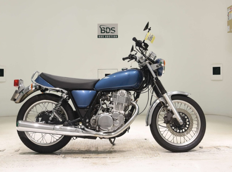 Мотоцикл Yamaha SR400 з пробігом 8418 km