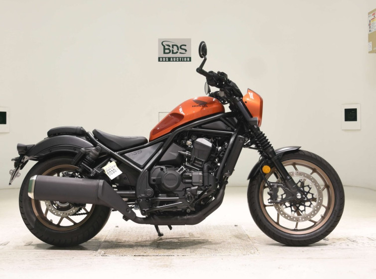 Мотоцикл Honda REBEL CMX1100 з пробігом 350 km