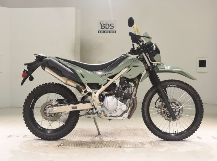 Мотоцикл Kawasaki KLX150L с пробегом 1063 km