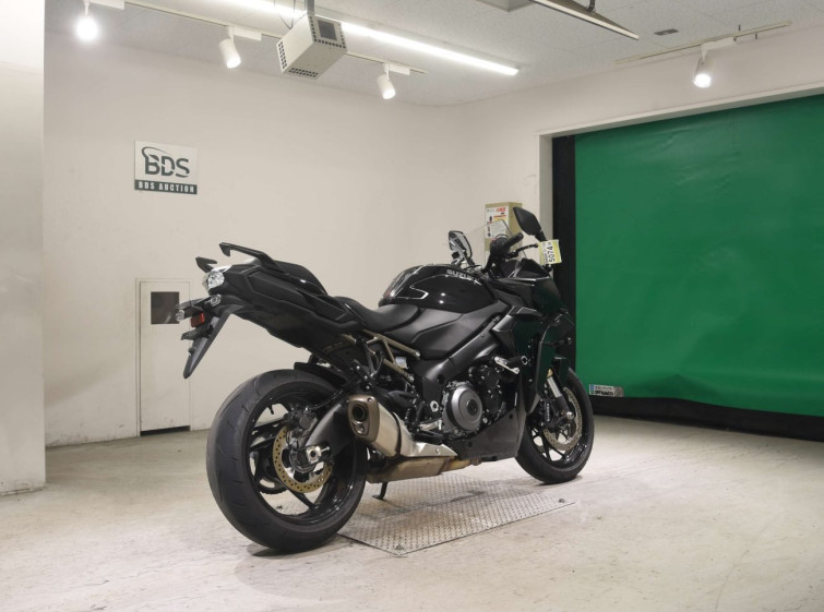 Мотоцикл Suzuki gsx-s1000 gt с пробегом 8321 km