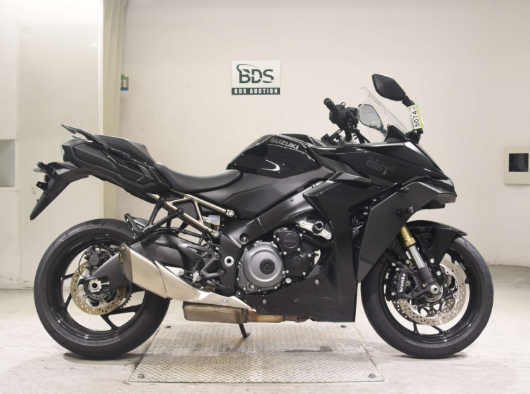 Мотоцикл Suzuki gsx-s1000 gt с пробегом 8321 km