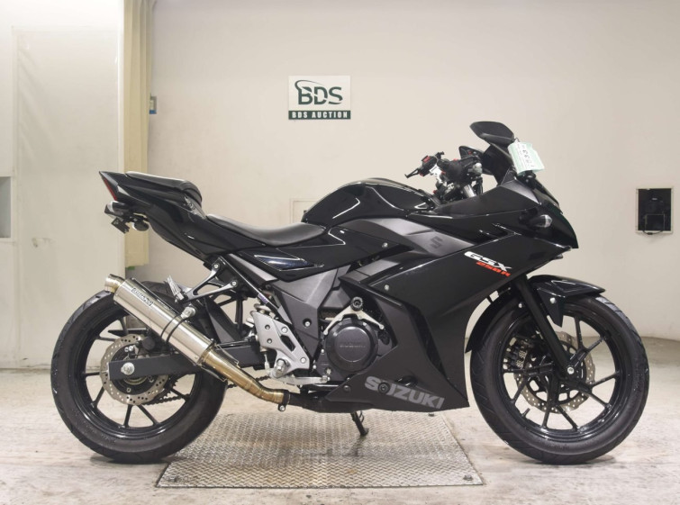 Мотоцикл Suzuki GSX250R з пробігом 13553 km