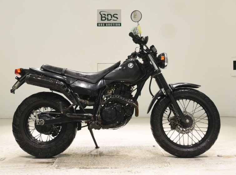 Мотоцикл Yamaha TW225 з пробігом 20955 km
