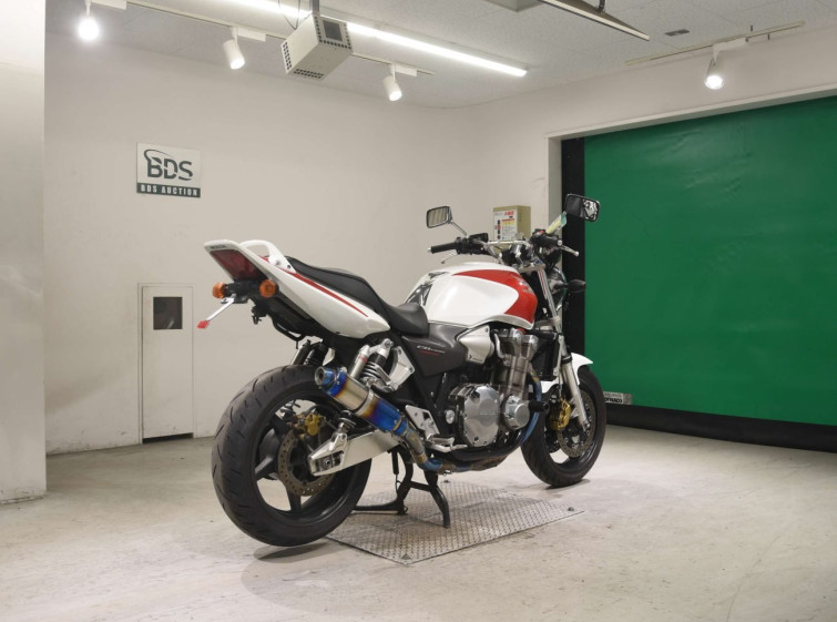 Мотоцикл Honda CB1300SF с пробегом 25086 km