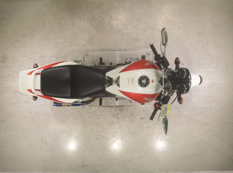 Мотоцикл Honda CB1300SF с пробегом 25086 km