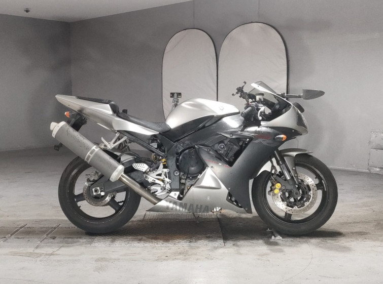Мотоцикл Yamaha YZF-R1 з пробігом 47560 km