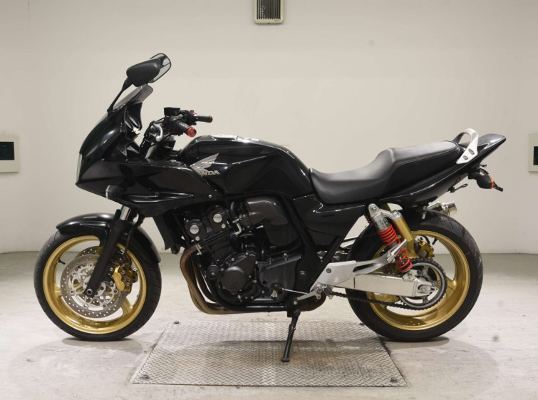 Мотоцикл Honda CB400SFV BOLDOR с пробегом 10605 km