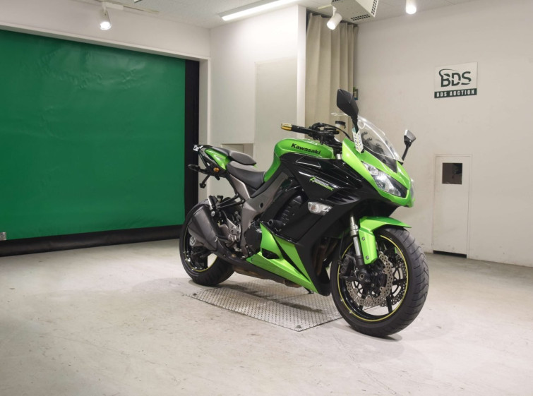 Мотоцикл Kawasaki Z1000SX з пробігом 24672 km