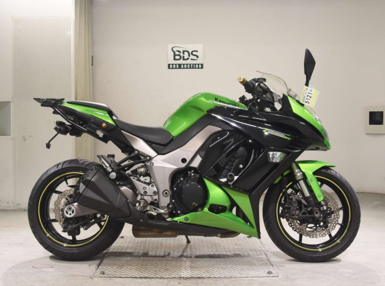 Мотоцикл Kawasaki Z1000SX з пробігом 24672 km