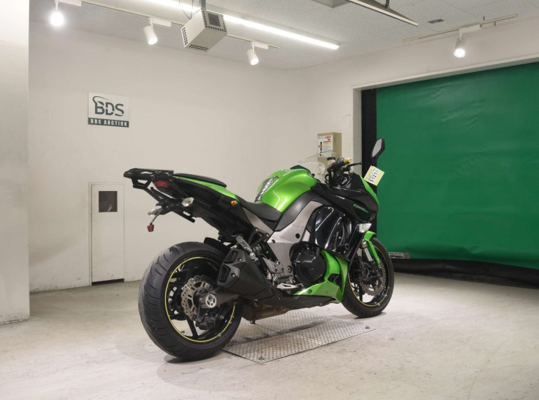 Мотоцикл Kawasaki Z1000SX з пробігом 24672 km
