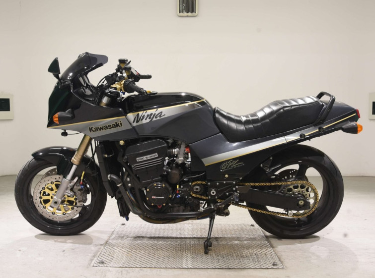 Мотоцикл Kawasaki GPZ900R с пробегом 55067 km