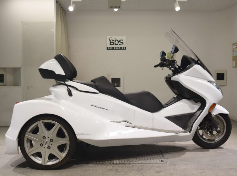 Мотоцикл Honda FORZA X TRIKE з пробігом 19207 km